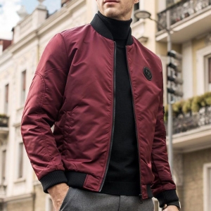 Куртка бомбер