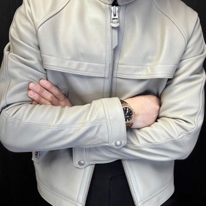 Куртка кожаная