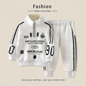 комплект одежды для мальчика