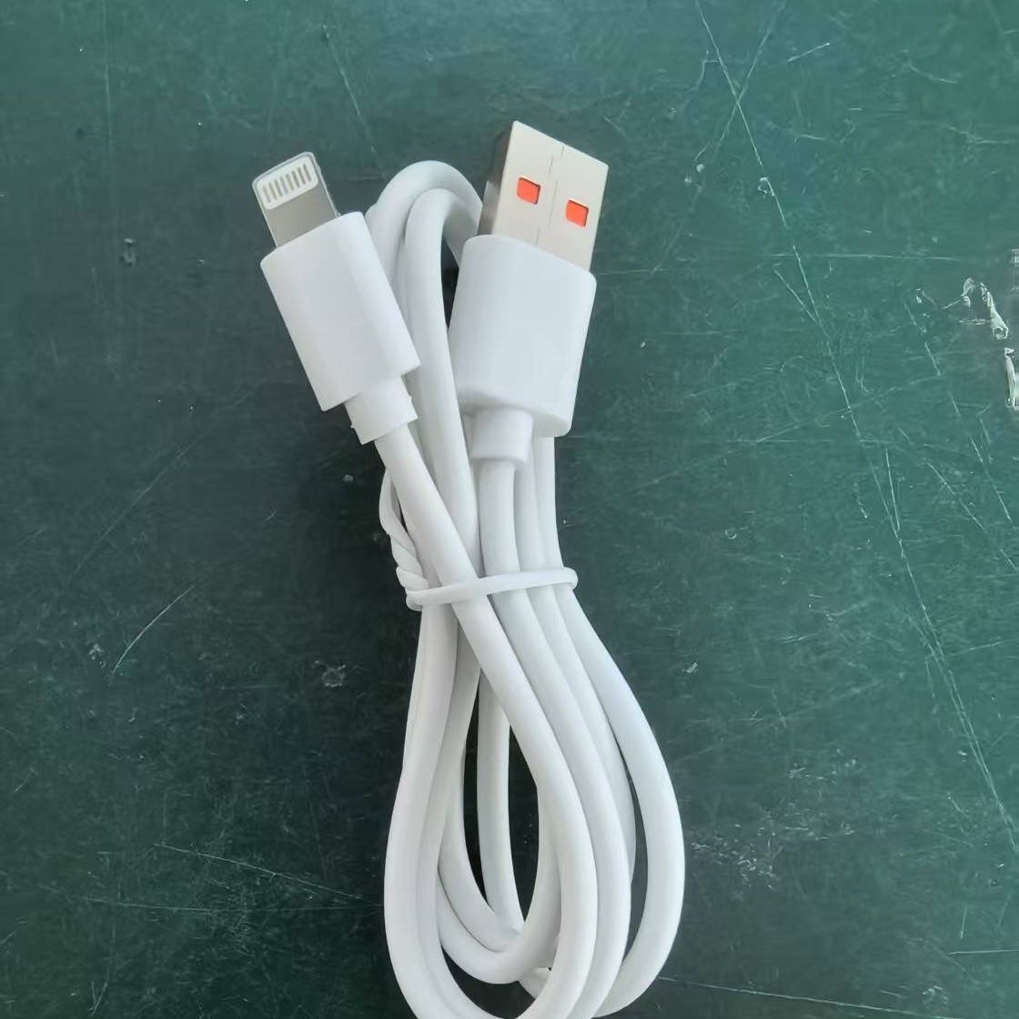 Зарядник для iPhone